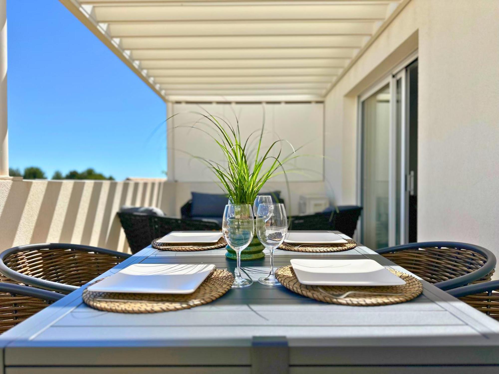 Saint-Aunes Le Square D'Evan - Appartement De Standing - Grande Terrasse Exterieure - Climatisation מראה חיצוני תמונה
